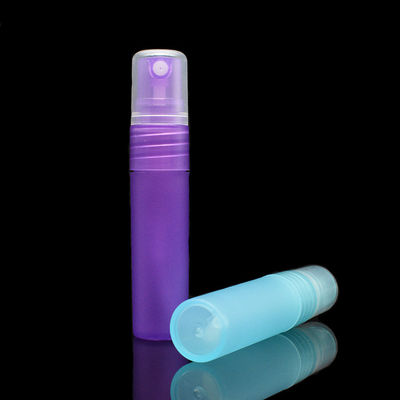 De berijpte Gekleurde 20ml-Pentype Fles van de Parfumnevel