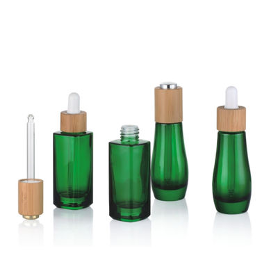 De Fles van de glasetherische olie met Kleine de oliefles Veilig voor kinderen van het Bamboedruppelbuisje